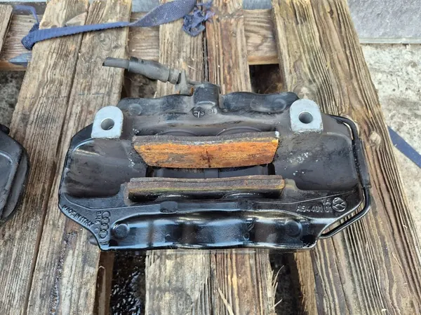 Etujarrusatula Seat Leon 5F vasen oikea 5FA615123C image 5