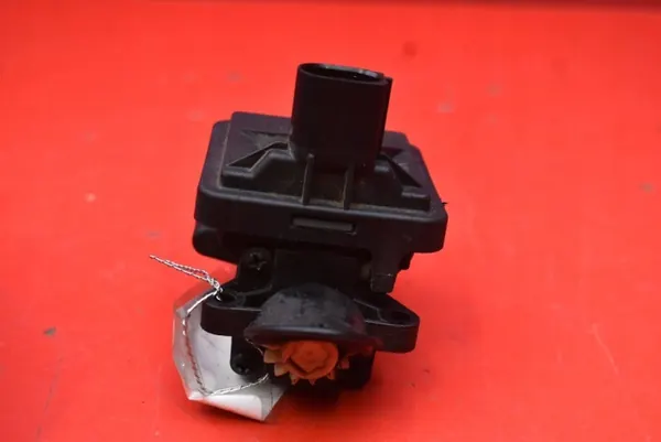 OEM 55584232 Ajustador de compuerta colector Opel - Usado image 7
