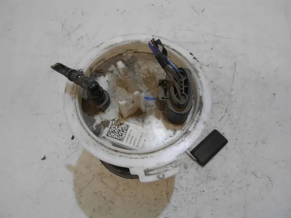 SKODA FABIA III Brandstofpomp Drijver 6C0919051J image 8