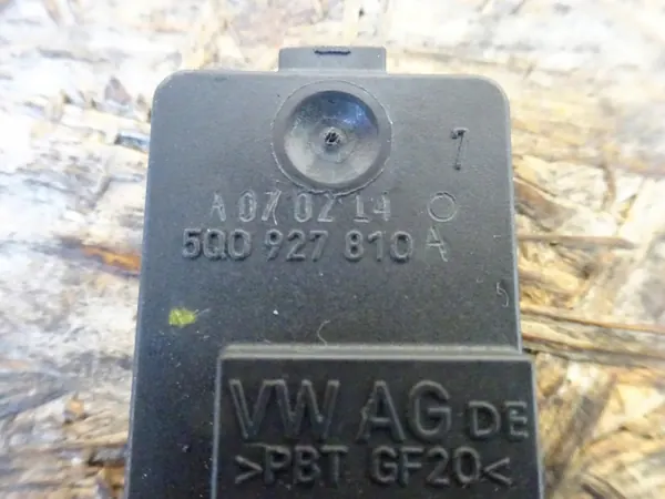 Capteur d'embrayage OEM 5Q0927810A pour Audi A3 8V image 3