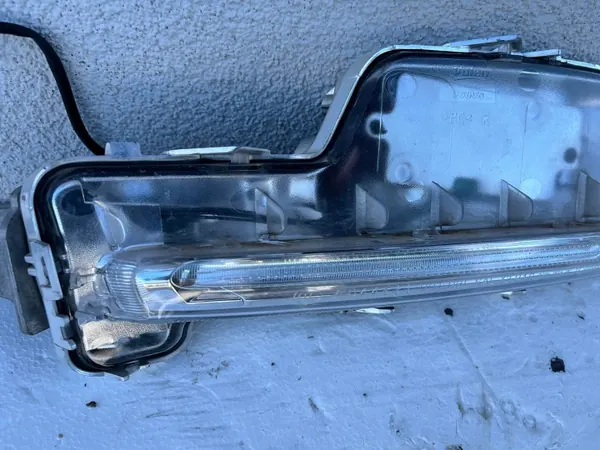 Phare droit HALOGEN LED V60 S 60 OEM 31420396 image 3