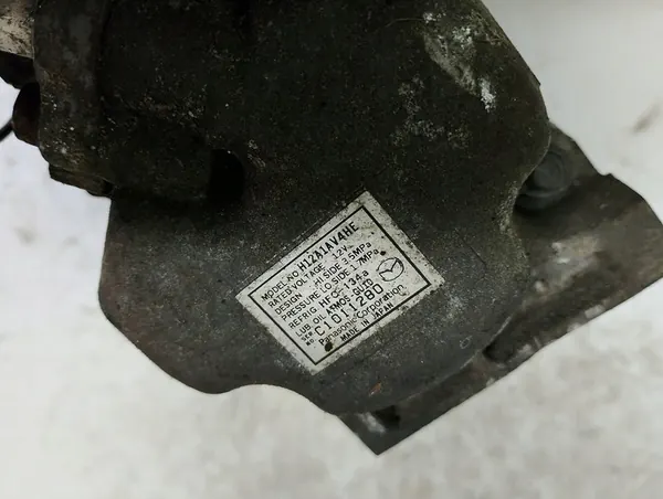 Compresseur de climatisation Mazda 6 Estate 2.2L Diesel image 5