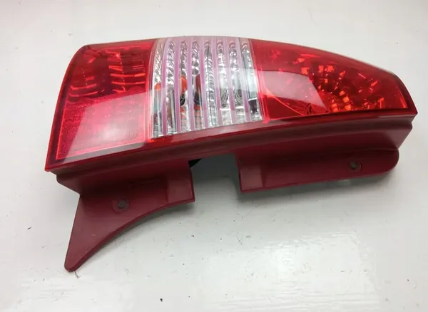 Lámpara Trasera Izquierda Kia Picanto image 9