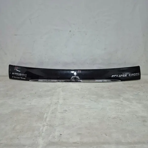Moldura de porta-malas OEM 5817A077ZZ para Mitsubishi Eclipse Cross image 2