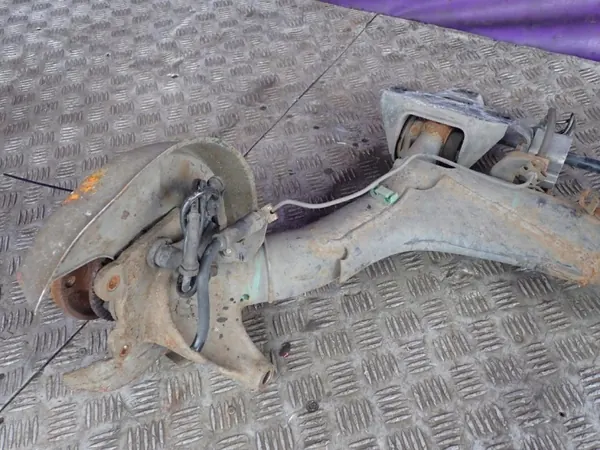 Viga do eixo traseiro OEM Zawada-370440- Audi 80 B4 image 3