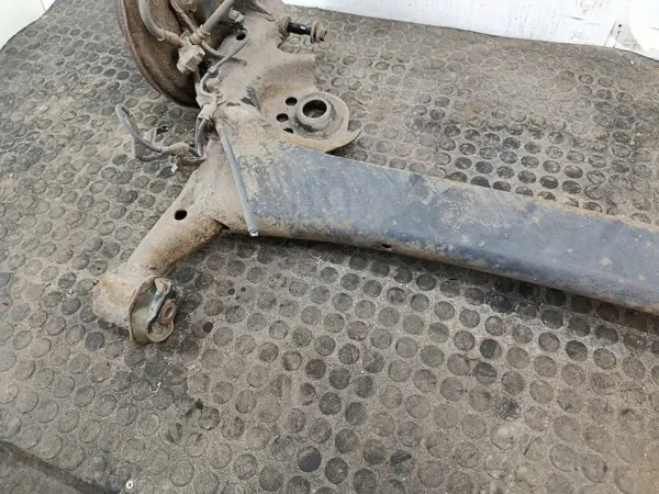Hinterachsschwinge OEM für Toyota Yaris I FL 1.0 image 6