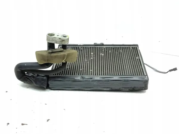 OEM AMD171188 AC-höyrystin Range Rover Sport L320:lle image 5