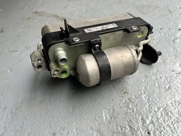 Ilmastointikondensaattori BMW G30 G31 G11 image 2