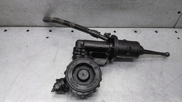 Bomba de Embreagem VW Passat B6 2.0TDI 05-10 Sedan 3C0721388B image 2