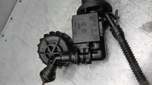 Bomba de Embreagem VW Passat B6 2.0TDI 05-10 Sedan 3C0721388B image 5