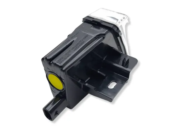 OEM 9839451080 Tavaratilan jarruvalo Opel Astra L:lle image 3