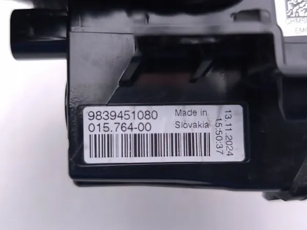OEM 9839451080 Tavaratilan jarruvalo Opel Astra L:lle image 8
