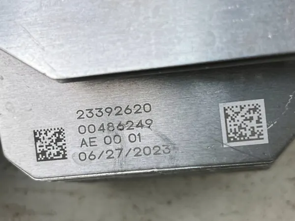 Peça Farol Volvo Lado Direito Usado OEM 23392620 image 10