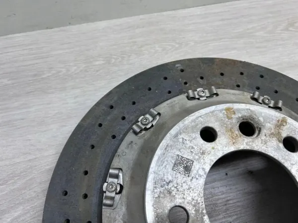 Disque de frein arrière gauche OEM 7P5615601E Porsche Cayenne image 4