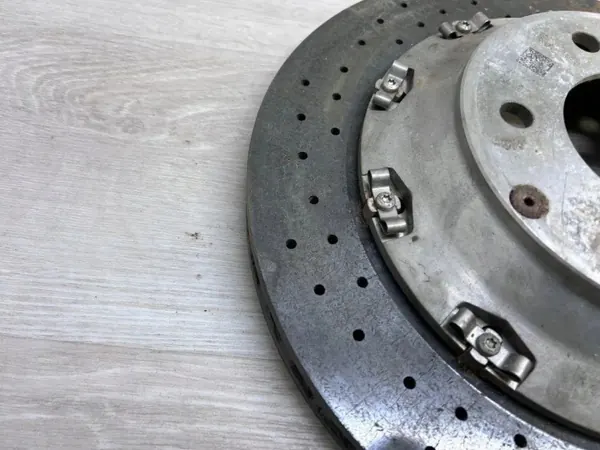 Disque de frein arrière gauche OEM 7P5615601E Porsche Cayenne image 6