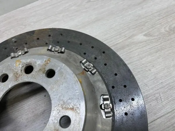 Disque de frein arrière gauche OEM 7P5615601E Porsche Cayenne image 7