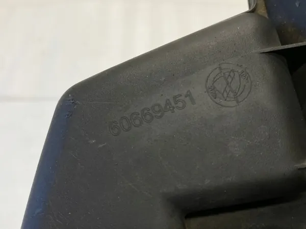 Luftfilter-Resonatorgehäuse OEM 60669451 Lancia Thesis image 3