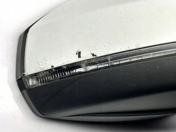 AUDI A3 8V Sedan oikea peili LS9R image 4