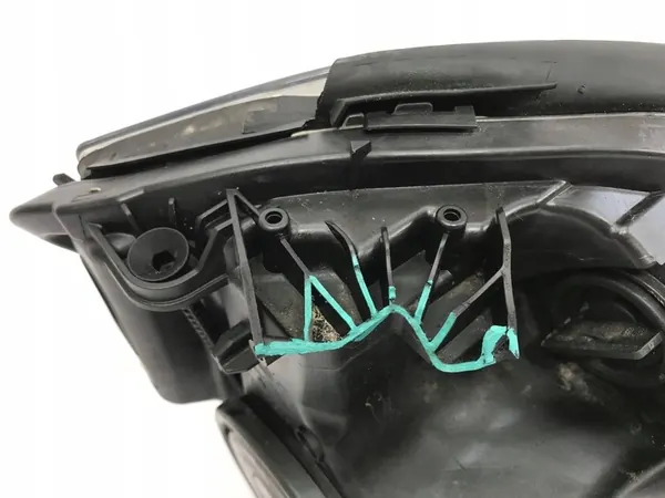 MERCEDES A 176 LINKER LAMP 1768203861 image 10