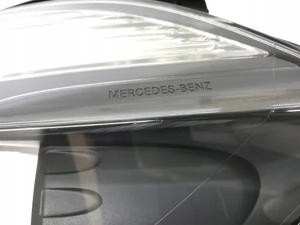 MERCEDES A 176 LINKER LAMP 1768203861 image 7