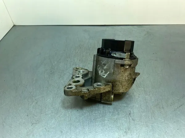 Ölfiltergehäuse Toyota Prius OEM FBZ25612 - Gebraucht image 4