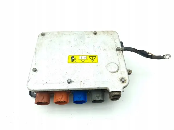 Régulateur de tension Tesla OEM 1028843-01-A image 10