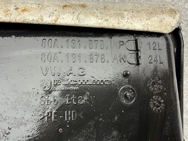 AdBlue-säiliö OEM 80A131878AN Audi Q5 II 2.0 TDI:lle image 3