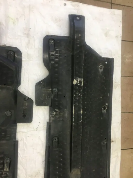 OEM 6Q0825202K/6Q0825201F Protection Sous-Caisse Polo IV image 5