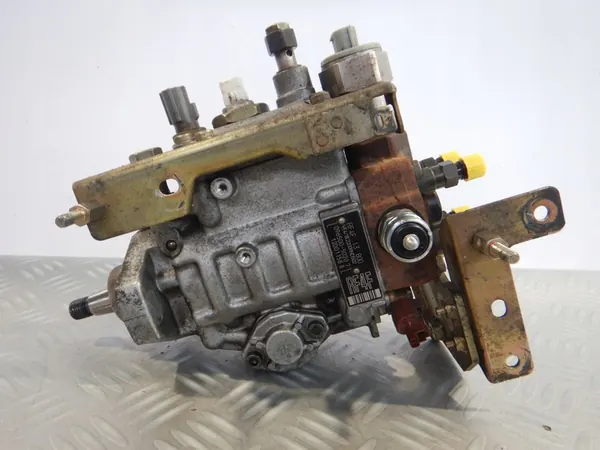 Mazda Premacy I 2.0 DiTD Injection Pump OEM RF4F13800 image 3