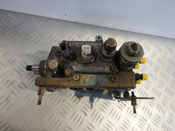 Mazda Premacy I 2.0 DiTD Injection Pump OEM RF4F13800 image 5