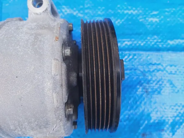 OPEL Insignia A Ilmastointikompressori 2.0 CDTI GM 13262839 image 3