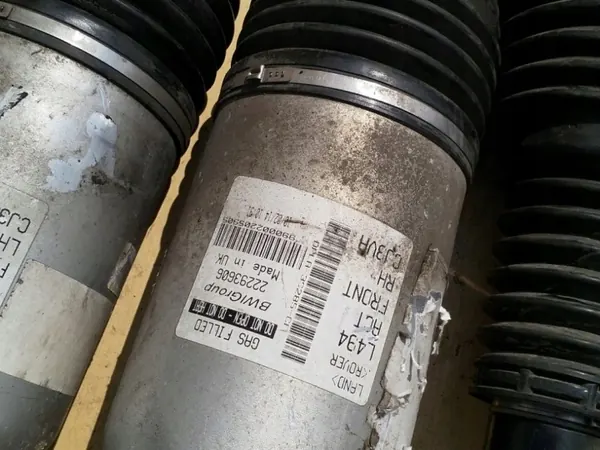 Vasen ilmaisäle OEM 22293606 Range Rover Sport image 3