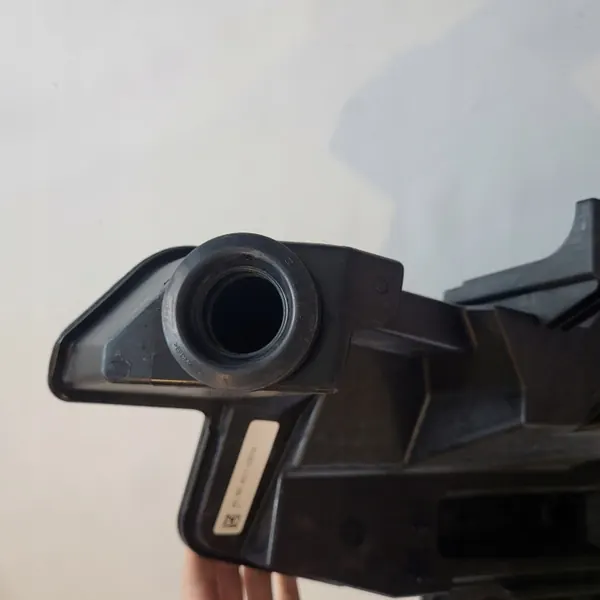 Audi Q8 E-Tron ruitenwisservloeistoftank OEM 4kE955453F image 3