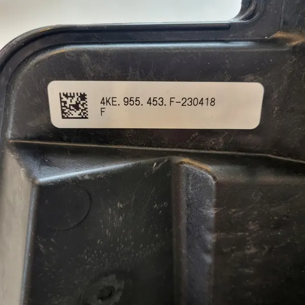 Audi Q8 E-Tron ruitenwisservloeistoftank OEM 4kE955453F image 8