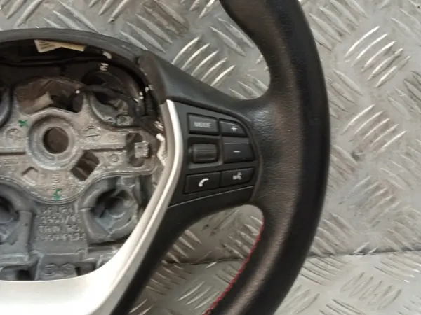 BMW F20 F21 Leren Stuur OEM 6863201 met Rode Steek image 4