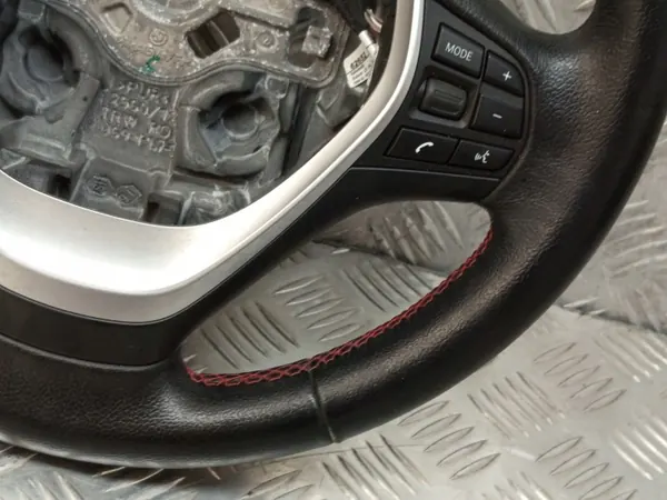 BMW F20 F21 Leren Stuur OEM 6863201 met Rode Steek image 8