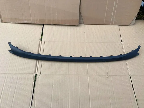 VW POLO 2G Rivestimento Paraurti Anteriore OEM image 2