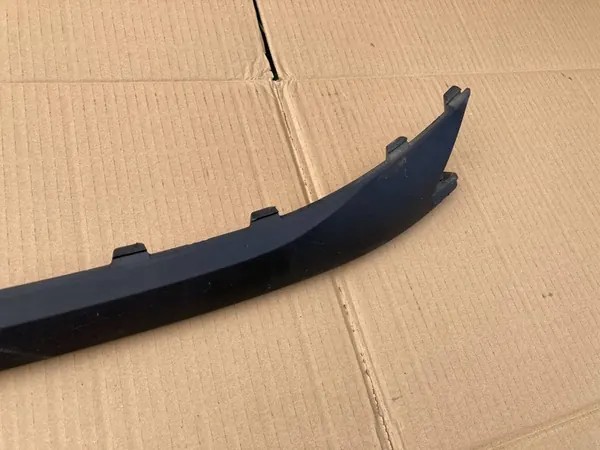 VW POLO 2G Rivestimento Paraurti Anteriore OEM image 3