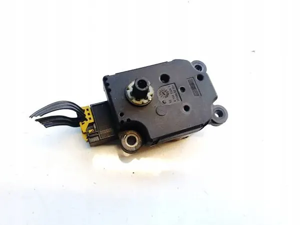 Motor de válvula aquecimento OEM A2038201642 Mercedes Classe E image 3