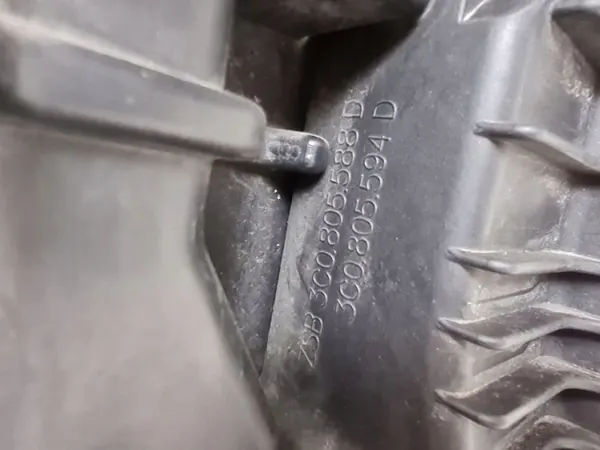 Parachoque dianteiro VW PASSAT B6 2005-2010 3C0805594D image 9