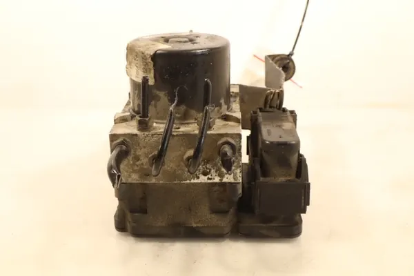 ABS-pumppu OEM BV61-2C405-AJ Ford Focusille image 3