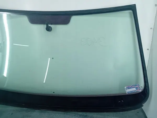 Begagnad VW Beetle vindruta OEM SZYBA CZOŁOWA image 6