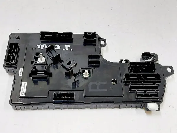Módulo de Conforto Tesla Model 3 1100340-00-H image 2