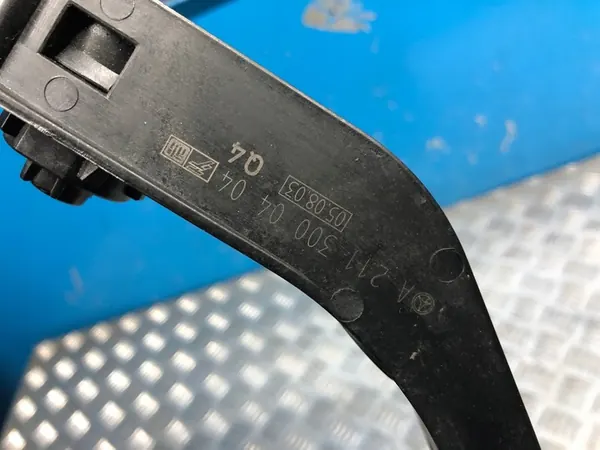 Gaspedaal MERCEDES-BENZ E (W211) A2113000404 image 2