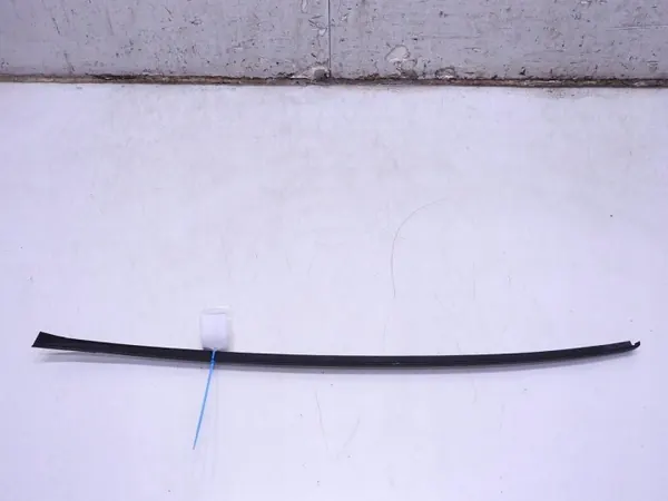 OEM 3C0854327B Front Windshield Seal for VW Passat B6 image 6