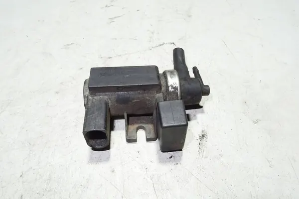 Válvula eletromagnética AUDI A4 1.9L diesel 2003 OEM image 2