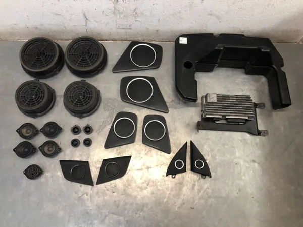 Kit de Áudio OEM 8T1035223 para Audi A4 B8 Avant S-Line image 2