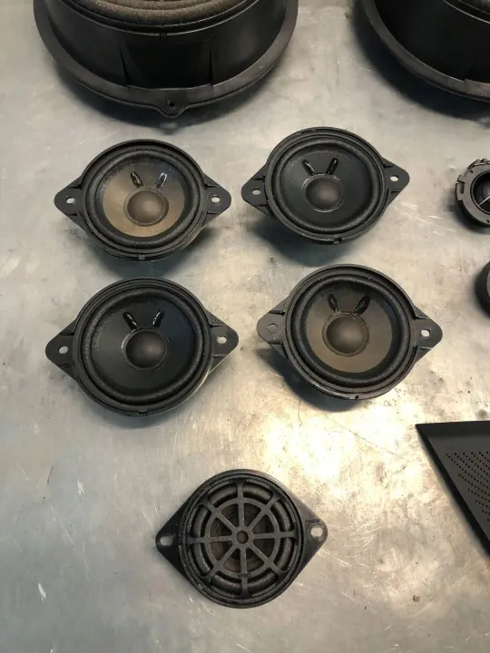 Kit de Áudio OEM 8T1035223 para Audi A4 B8 Avant S-Line image 3