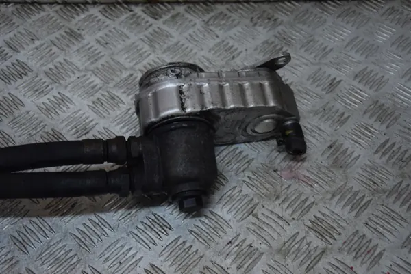Jeep Cherokee KJ Öljynsuodatinpohja OEM 98066 image 3