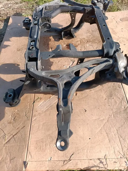 Dodge Durango 3.6L 2011-2015 Châssis Avant image 5